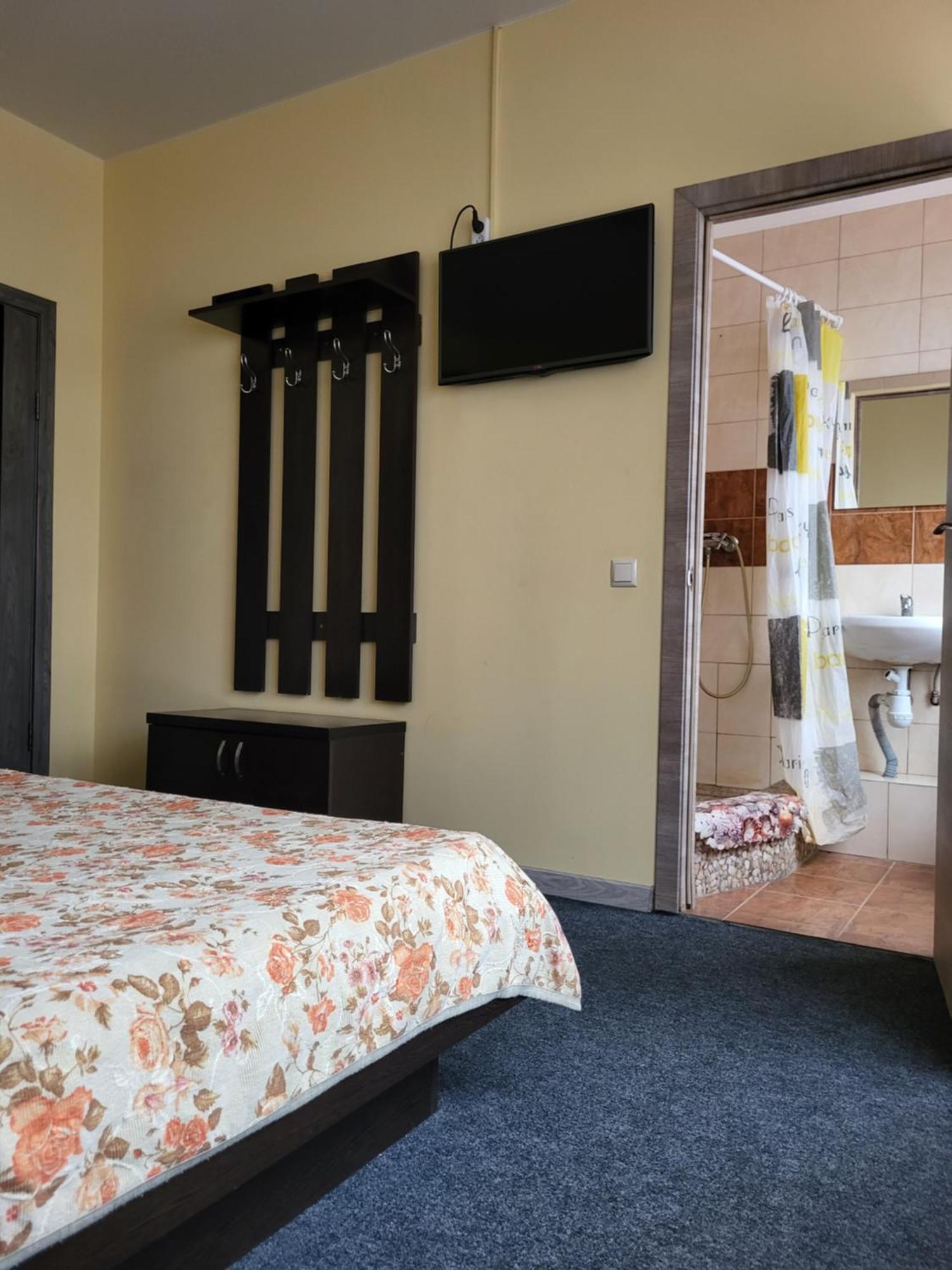 Hotel Амстердам Khmelʼnytsʼkyy Exterior foto