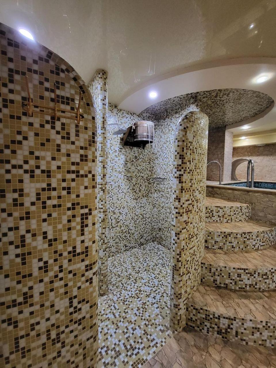 Hotel Амстердам Khmelʼnytsʼkyy Exterior foto